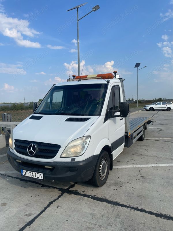 Alb Utilizat 2008 Mercedes Sprinter Van | 12.000 EUR (Preț OK) - Imagine 1/4