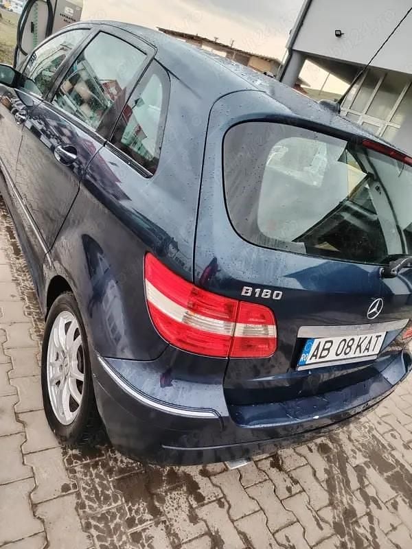 Second-hand Mercedes B180 136 CP (100 kW) 2005 Monovolum