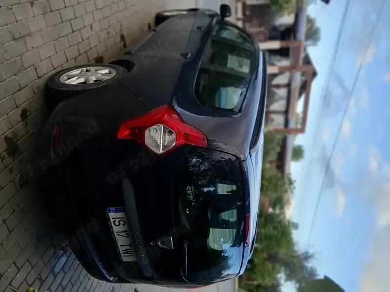 Utilizat 2015 Dacia Lodgy Monovolum | 4.500 EUR (Preț OK) - Imagine 1/4