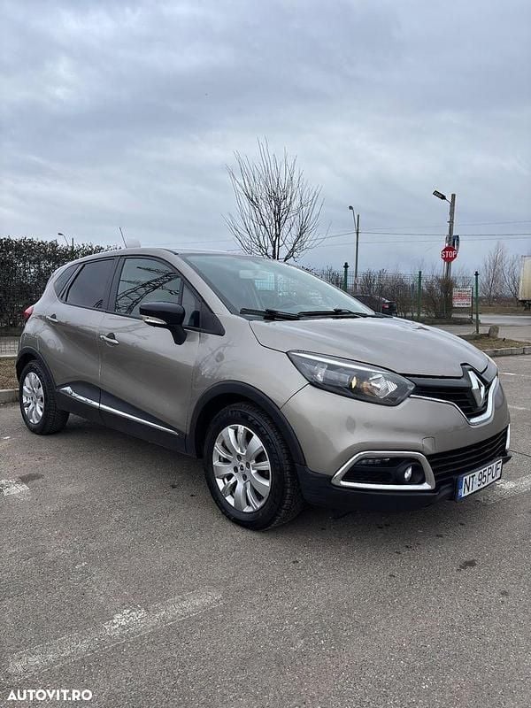 Second-hand Renault Captur 90 CP (66 kW) 2015 Culoaregri SUV