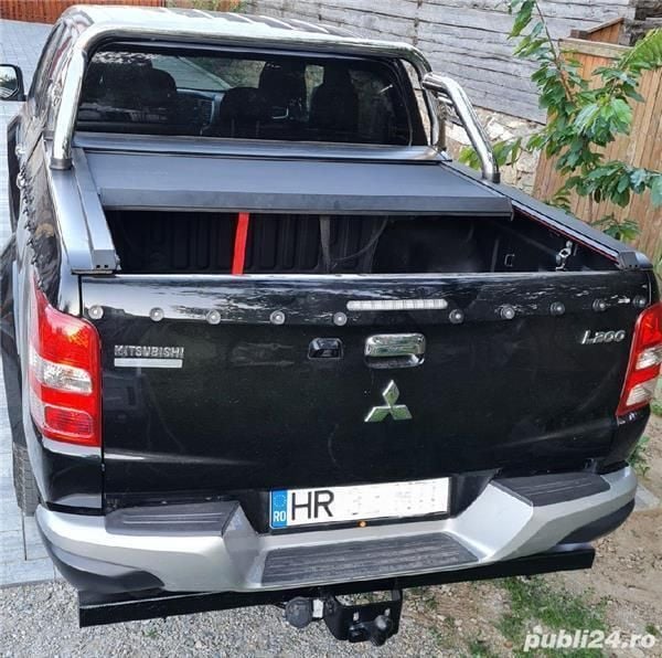 Second-hand Mitsubishi L200 190 CP (139 kW) 2017 Negru Pickup