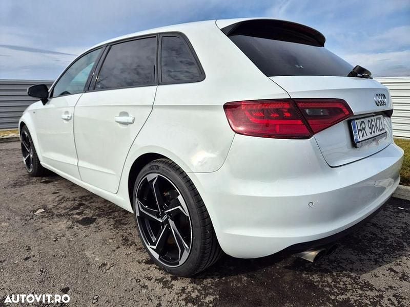 Second-hand Audi A3 150 CP (110 kW) 2014 Culoarealb Hatchback