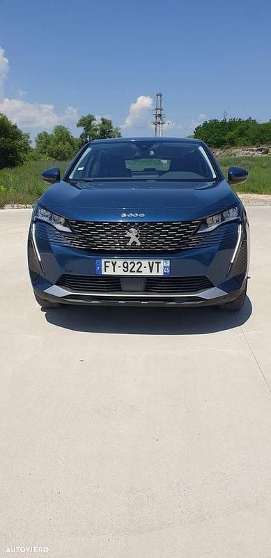 Culoarealbastru Utilizat 2021 Peugeot 3008 Active SUV | 15.700 EUR (Super Preț) - Imagine 1/4