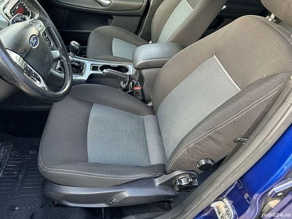 Second-hand Ford Mondeo Titanium 160 CP (117 kW) 2013 Berlinǎ