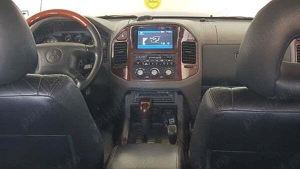 Utilizat 2005 Mitsubishi Pajero SUV | 5.800 EUR (Super Preț) - Imagine 1/4