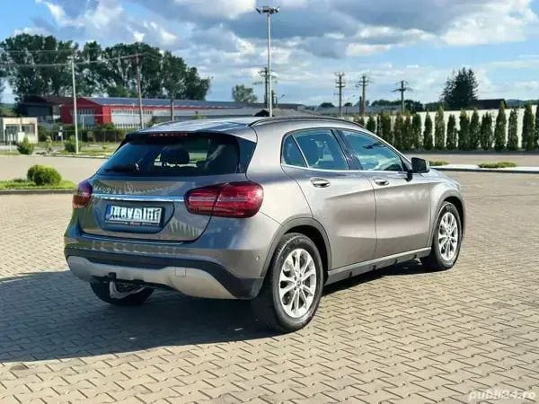 Utilizat 2019 Mercedes GLA200 SUV | 17.900 EUR - Imagine 1/4