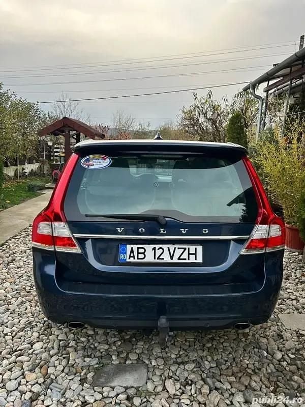 Utilizat 2015 Volvo V70 Break | 10.000 EUR - Imagine 1/4