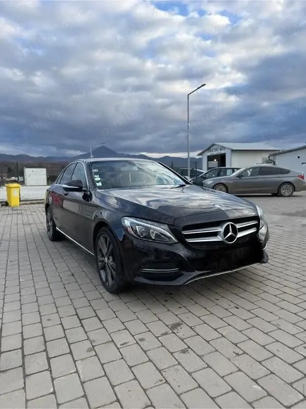 Second-hand Mercedes C180 85 CP (62 kW) 2015 Berlinǎ