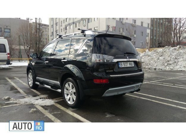 Second-hand Mitsubishi Outlander 156 CP (114 kW) 2008 Negru SUV