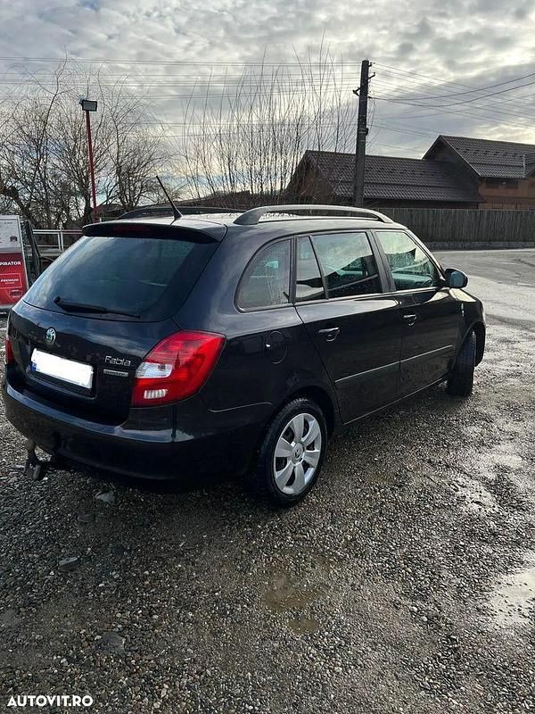 Second-hand Skoda Fabia 75 CP (55 kW) 2012 Culoarenegru Break