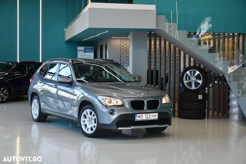 Gri Utilizat 2011 BMW X1 Sport Line SUV | 7.750 EUR (Preț bun) - Imagine 1/4
