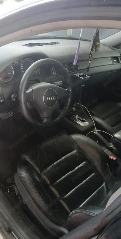 Second-hand Audi A6 180 CP (132 kW) 2003 Berlinǎ