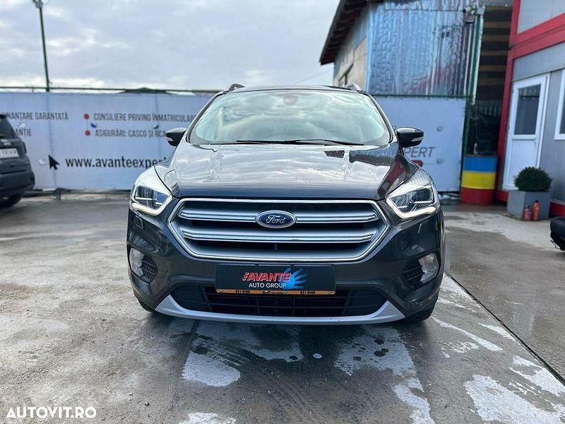 Second-hand Ford Kuga Titanium 150 CP (110 kW) 2019 Culoaregri SUV