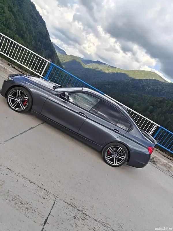 Utilizat 2013 BMW 318 Berlinǎ | 7.999 EUR (Preț OK) - Imagine 1/4