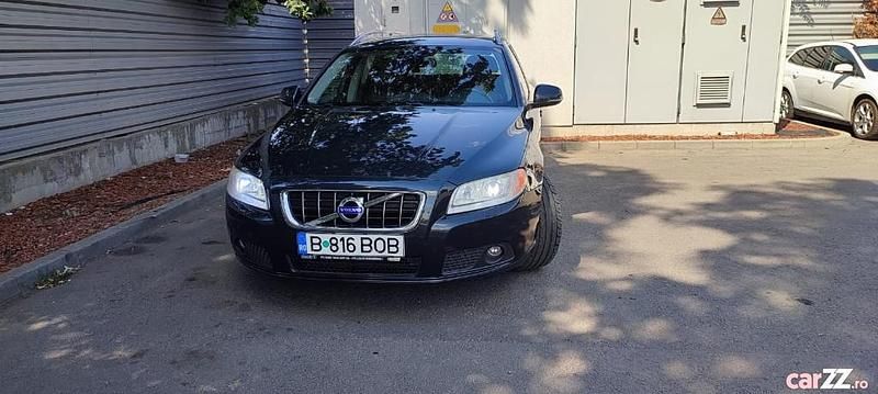 Utilizat 2011 Volvo V70 Break | 5.900 EUR - Imagine 1/4