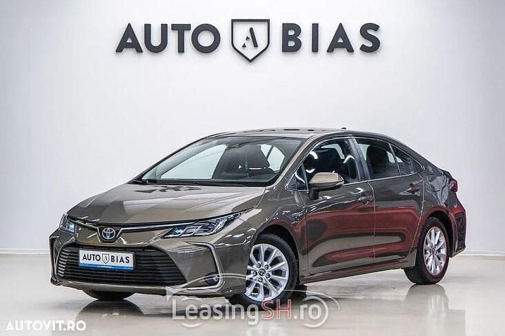 Verde Utilizat 2020 Toyota Corolla Berlinǎ | 15.949 EUR (Preț OK) - Imagine 1/4