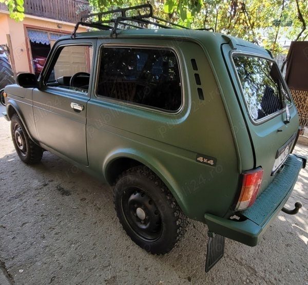 Utilizat 2009 Lada niva SUV | 4.650 EUR - Imagine 1/4