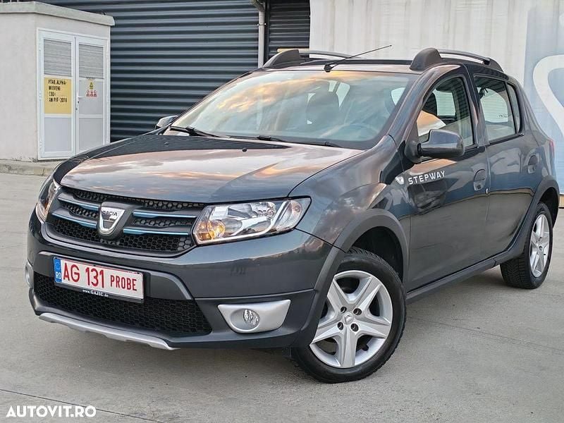 Second-hand Dacia Sandero Prestige 90 CP (66 kW) 2016 Culoaregri Hatchback