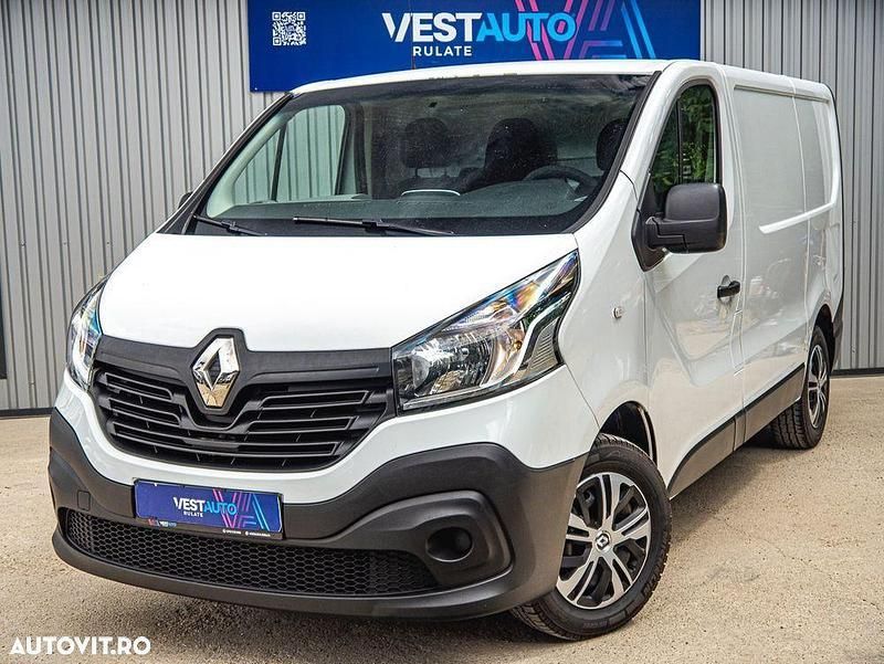 Alb Utilizat 2018 Renault Trafic Van | 11.570 EUR (Super Preț) - Imagine 1/4