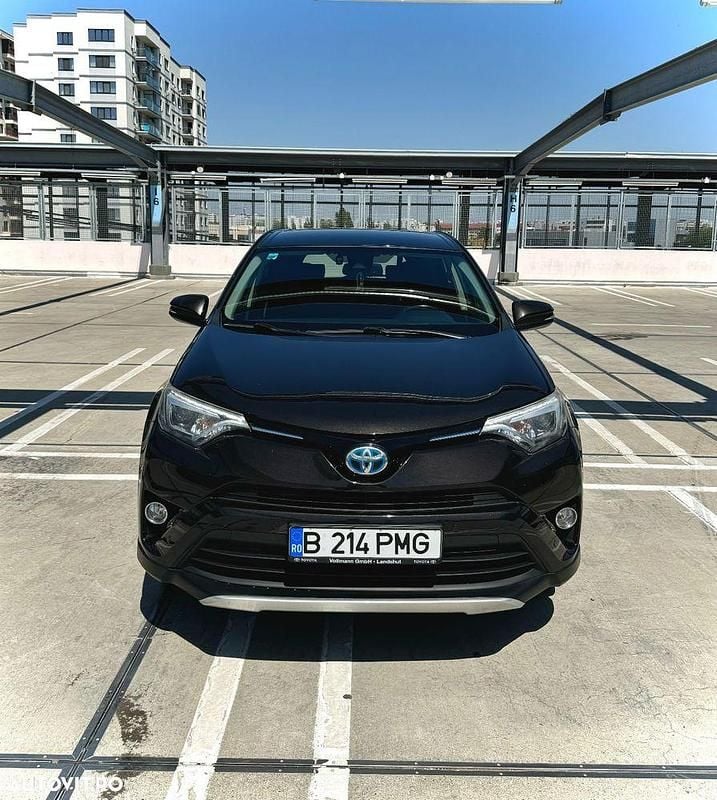Culoaremaro Utilizat 2016 Toyota RAV4 Hybrid Executive SUV | 15.250 EUR (Preț OK) - Imagine 1/4