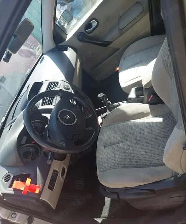 Utilizat 2009 Renault Mégane III Berlinǎ | 1.800 EUR (Preț bun) - Imagine 1/4