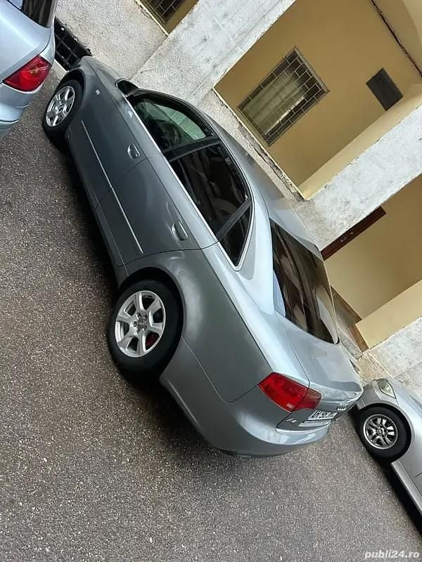 Utilizat 2006 Audi A4 Berlinǎ | 3.000 EUR (Preț OK) - Imagine 1/4