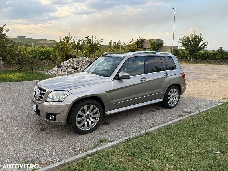 Culoaregri Utilizat 2008 Mercedes GLK350 SUV | 9.500 EUR - Imagine 1/4
