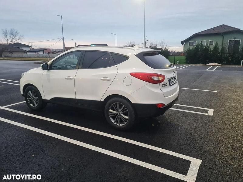 Second-hand Hyundai ix35 Style 116 CP (85 kW) 2014 Culoarealb SUV
