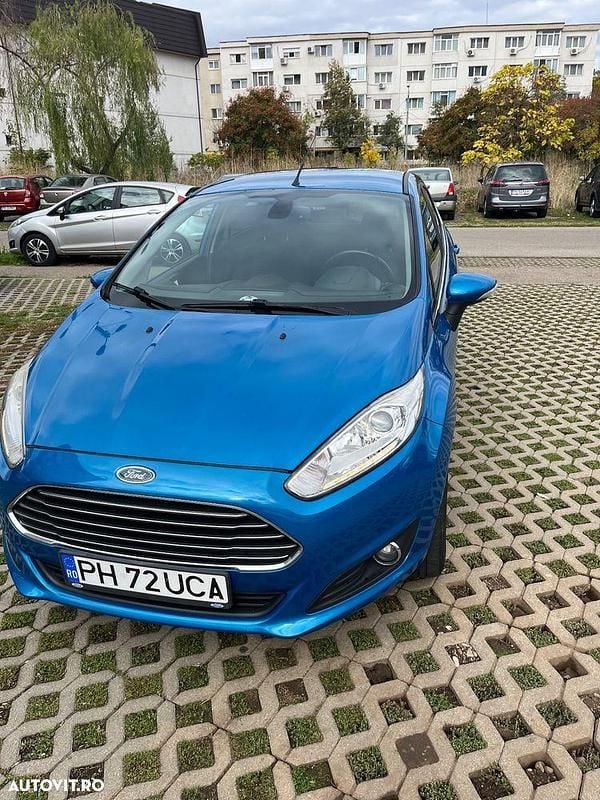 Culoarealbastru Utilizat 2013 Ford Fiesta Titanium Hatchback | 6.700 EUR (Preț OK) - Imagine 1/4