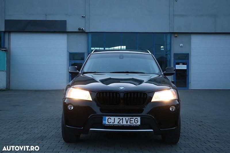 Negru Utilizat 2011 BMW X3 SUV | 10.000 EUR (Preț OK) - Imagine 1/4