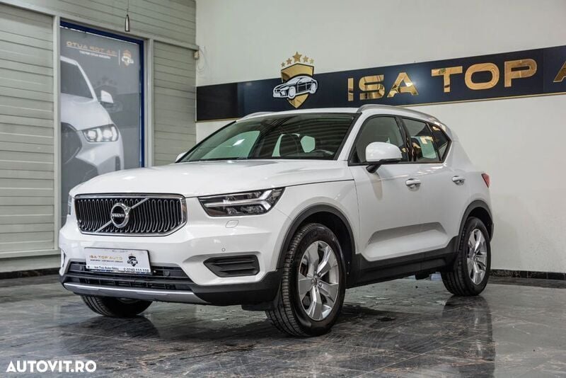 Alb Utilizat 2019 Volvo XC40 Momentum SUV | 23.499 EUR (Preț bun) - Imagine 1/4