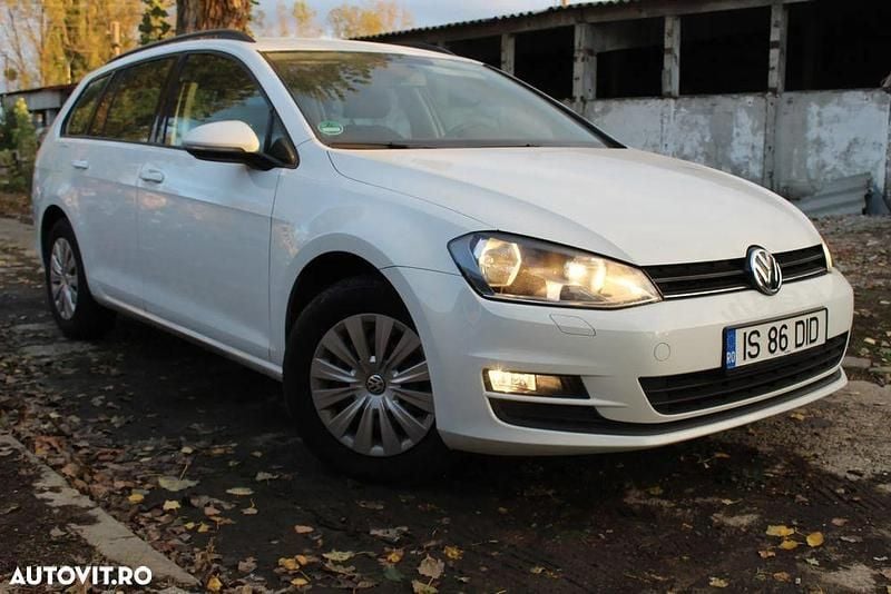 Culoarealb Utilizat 2015 VW Golf VII Trendline Break | 7.260 EUR (Puțin scump) - Imagine 1/4