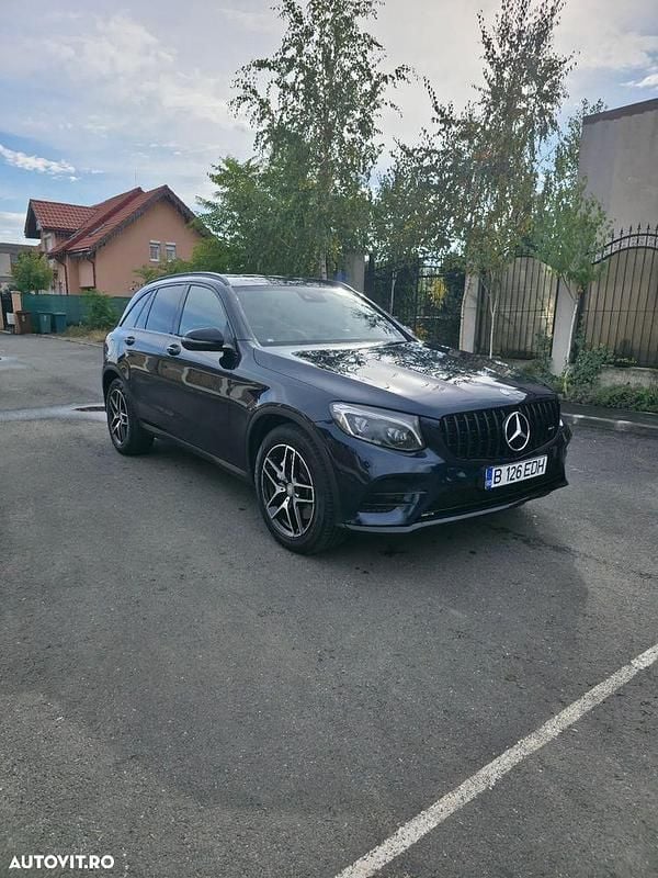 Culoarealbastru Utilizat 2016 Mercedes GLC250 SUV | 23.300 EUR (Preț OK) - Imagine 1/4