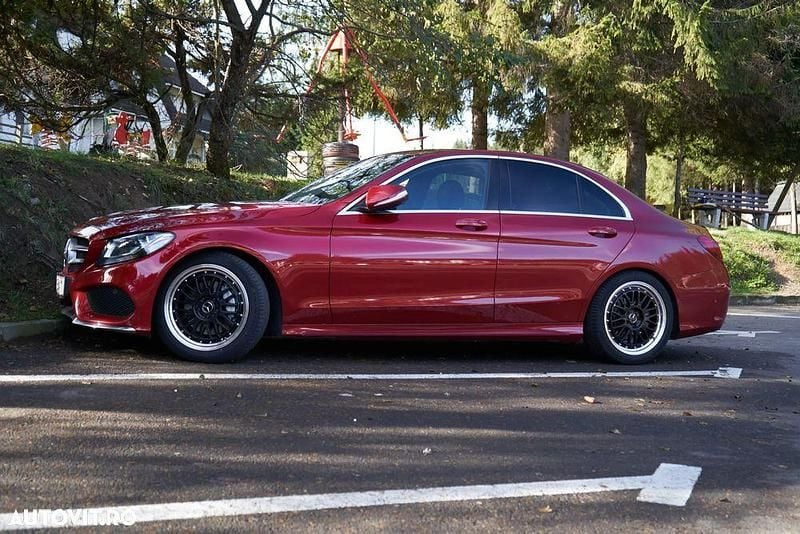 Culoarerosu Utilizat 2014 Mercedes C180 AMG line Berlinǎ | 16.000 EUR (Scump) - Imagine 1/4