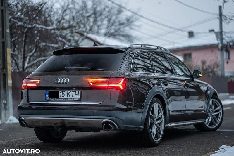 Second-hand Audi A6 Allroad Comfort 204 CP (150 kW) 2015 Culoaremaro Break