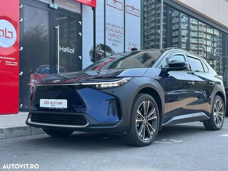 Culoarealbastru Utilizat 2025 Toyota bZ4X Luxury SUV | 34.501 EUR (Preț OK) - Imagine 1/4