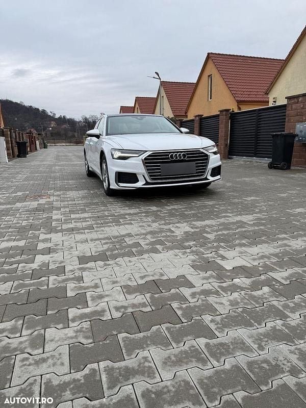 Second-hand Audi A6 S-Line 163 CP (119 kW) 2020 Culoarealb Berlinǎ