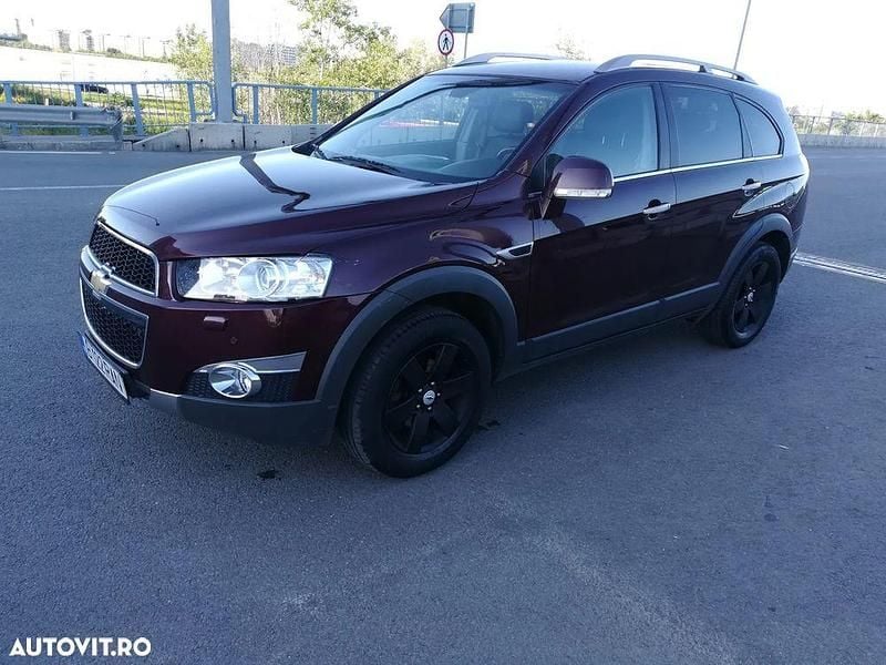 Rosu Utilizat 2012 Chevrolet Captiva LTZ SUV | 7.450 EUR - Imagine 1/4