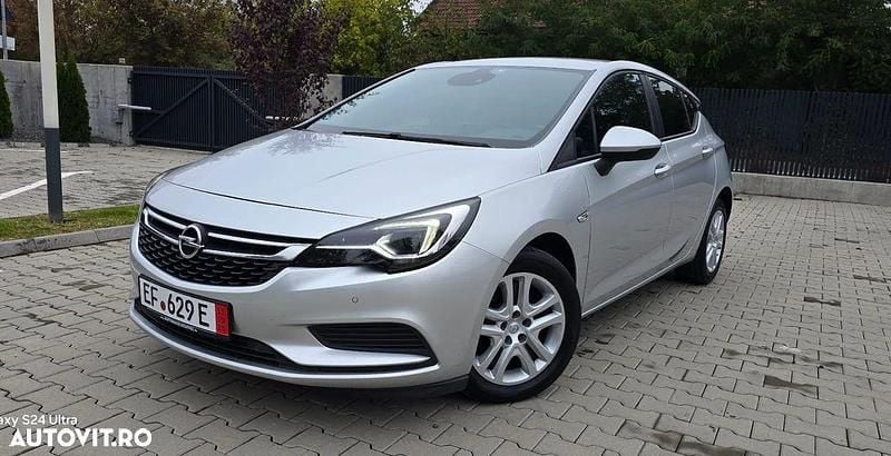 Culoareargint Utilizat 2016 Opel Astra Hatchback | 7.999 EUR (Preț OK) - Imagine 1/4