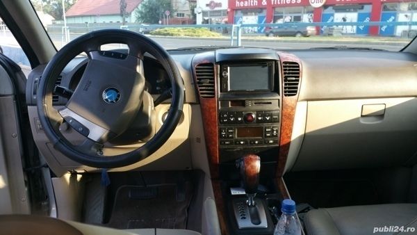 Second-hand Kia Sorento 140 CP (102 kW) 2003 Argintiu SUV