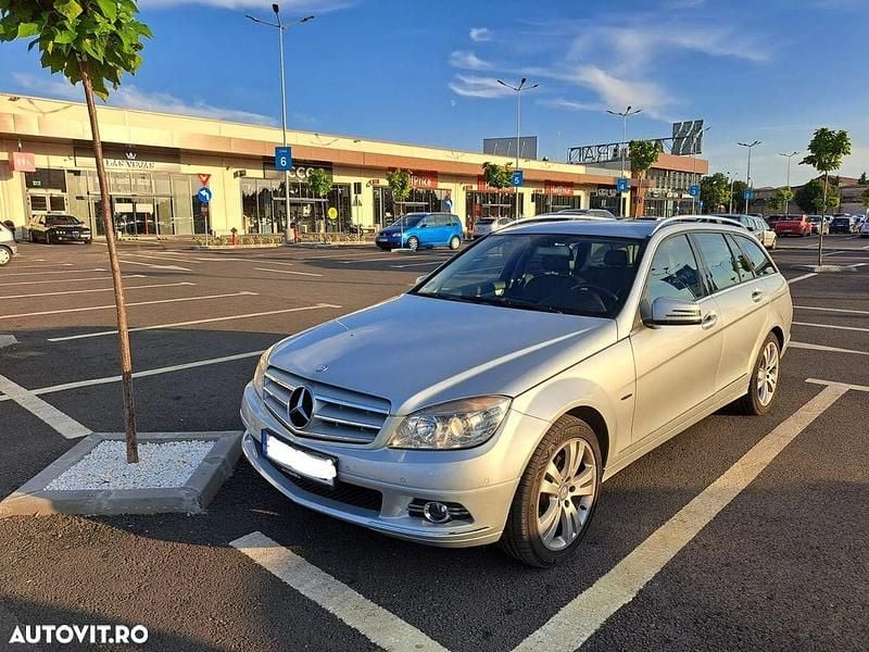 Culoareargint Utilizat 2009 Mercedes C180 Break | 5.300 EUR (Preț OK) - Imagine 1/4