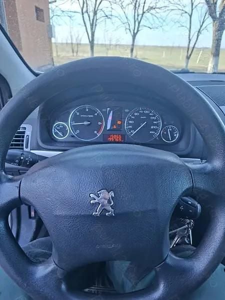 Second-hand Peugeot 407 110 CP (80 kW) 2005 Berlinǎ