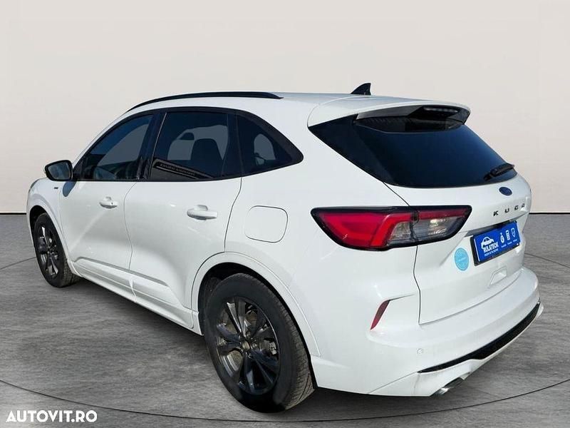 Second-hand Ford Kuga 150 CP (110 kW) 2021 Culoarealb SUV