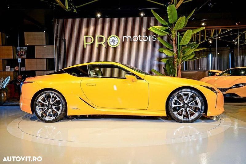 Second-hand Lexus LC 500 299 CP (219 kW) 2019 Culoaregalbeuriu Coupe