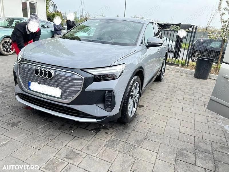 Culoaregri Utilizat 2023 Audi Q4 e-tron SUV | 31.000 EUR - Imagine 1/4