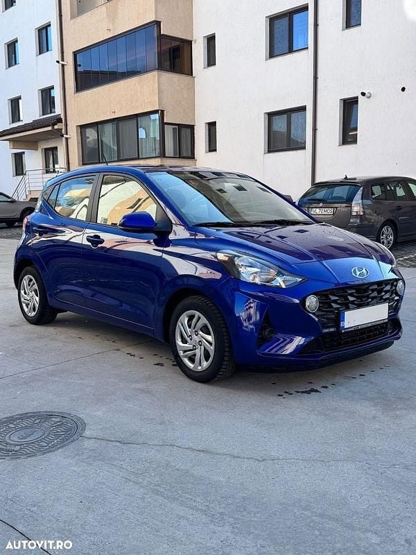 Second-hand Hyundai i10 Comfort 67 CP (49 kW) 2021 Culoarealbastru Hatchback