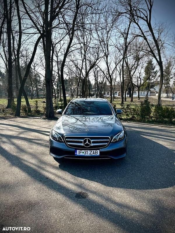 Second-hand Mercedes E200 150 CP (110 kW) 2017 Culoaregri Berlinǎ