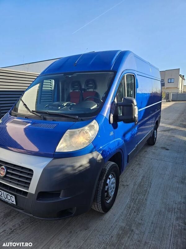Albastru Utilizat 2013 Fiat Ducato Van | 7.900 EUR (Super Preț) - Imagine 1/4