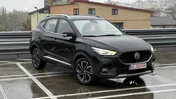 Negru Utilizat 2022 MG ZS SUV | 13.200 EUR (Preț bun) - Imagine 1/4