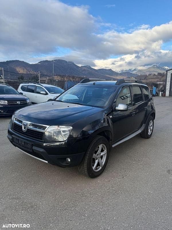 Second-hand Dacia Duster Lauréate 110 CP (80 kW) 2013 Culoarenegru SUV